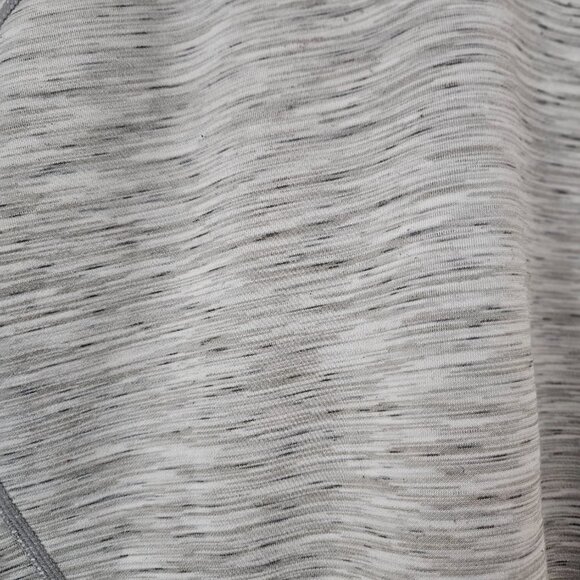 GapFit Sweatshirt Hoodie - Shades of Gray - Size Medium - Picture 2 of 7